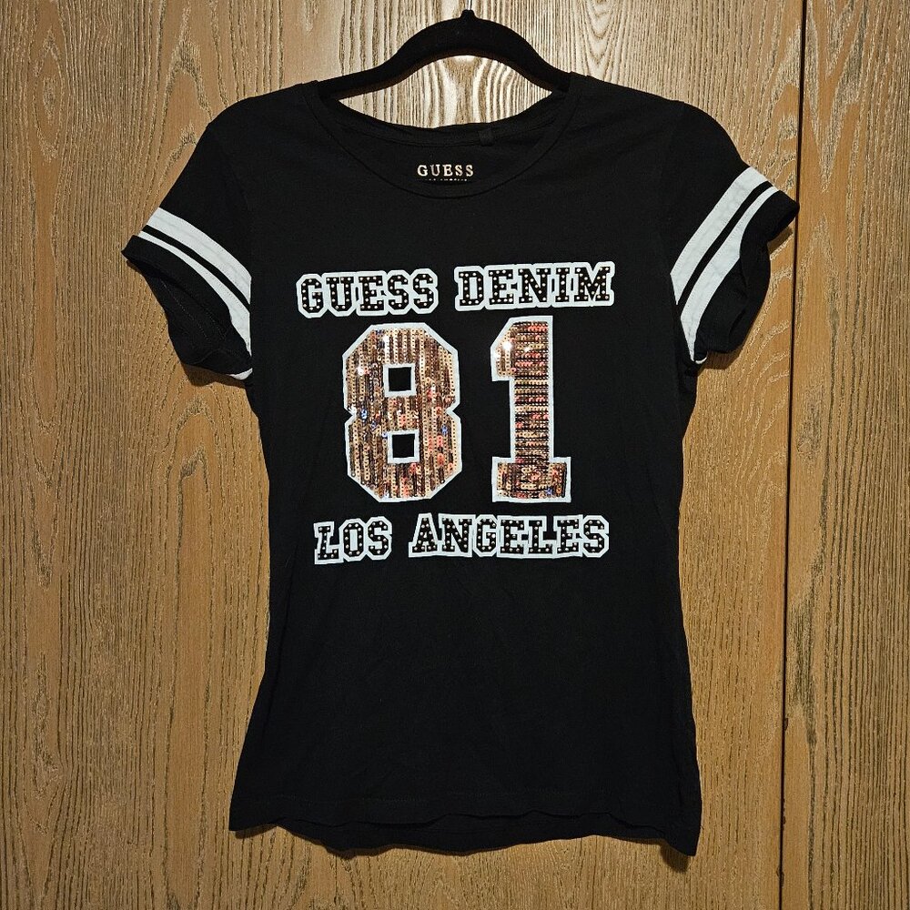 Guess t-shirt size juniors L